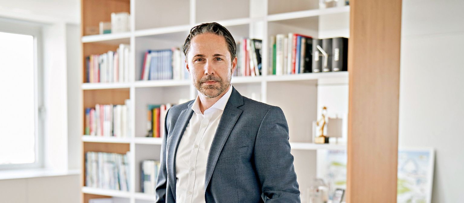 Marwin Ramcke, CEO of the EOS Group 